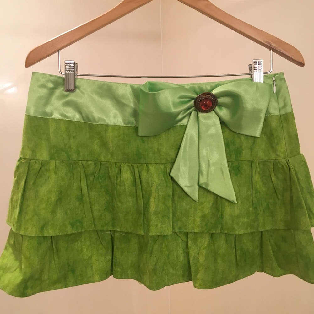 Vintage Skirt by Joy Han.
